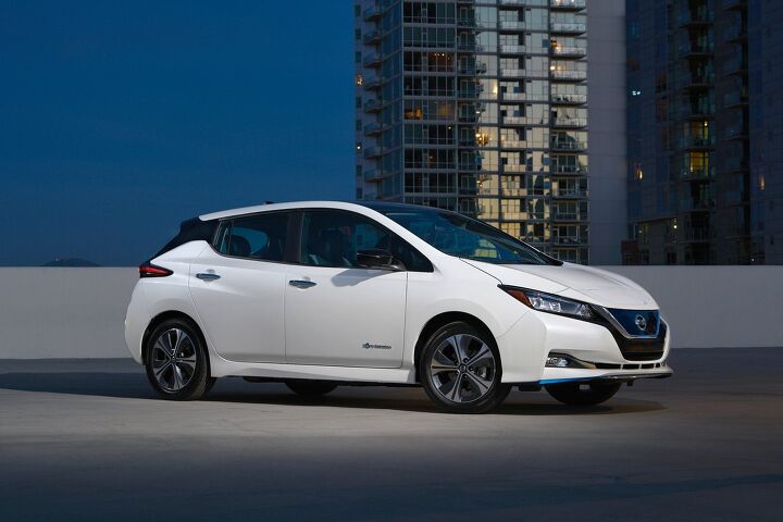 nissan unveils a leaf that goes the distance