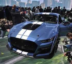 2020 Ford Mustang Shelby GT500 - A Super Snake Without a Stick