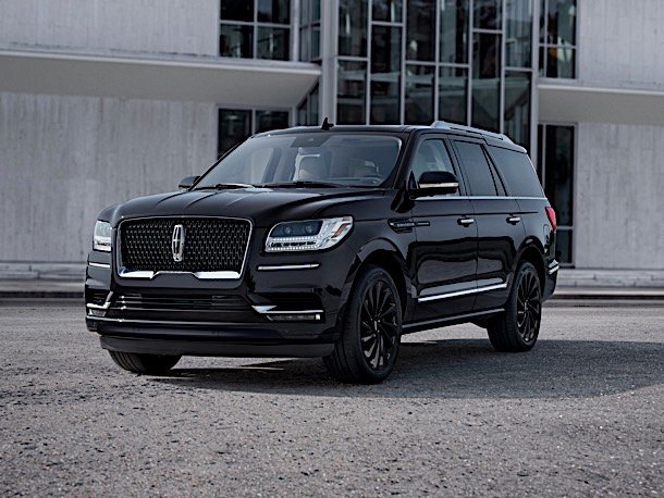 paint it black 2020 lincoln navigator has new monochromatic colors safety tech