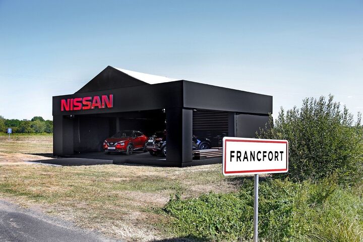 Trollolol: Nissan Shows New Juke in 'Francfort'