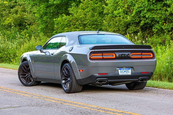 2019 dodge challenger r t scat pack widebody review shred tires responsibly