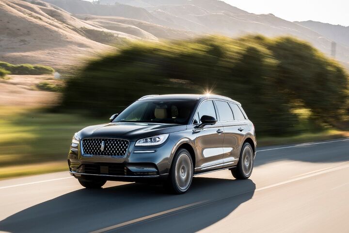 2020 Lincoln Corsair: Enough Panache to Sway the Import Buyer?