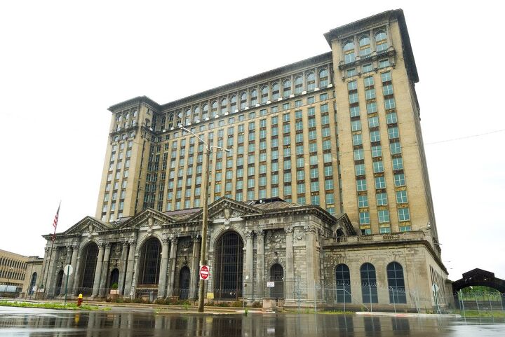ford mulls mobility test site behind michigan central station