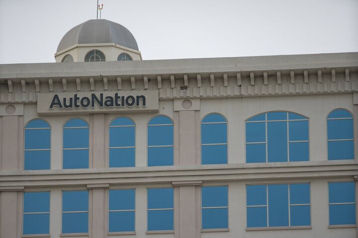 AutoNation Cutting Roughly 3,500 Jobs