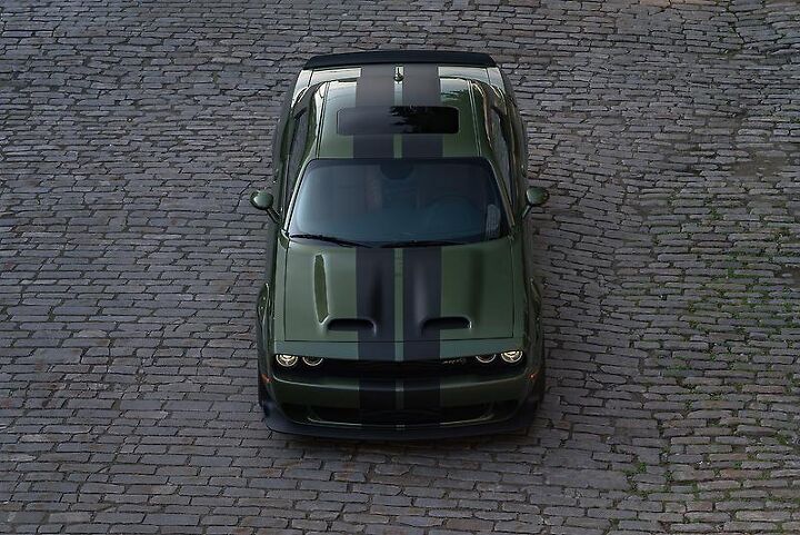 Manual Dodge Challenger Hellcat May Be Gone for Good