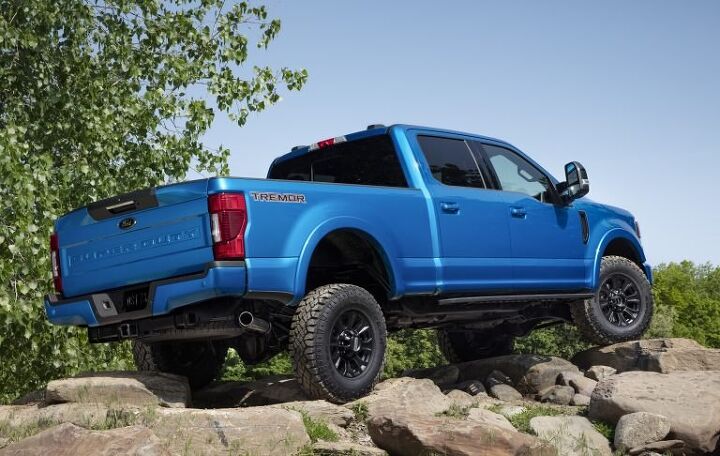 ford recalls many super duty pickups cites potential driveshaft issues