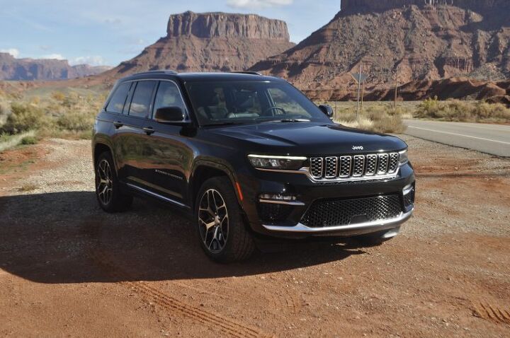 2022 Jeep Grand Cherokee First Drive - Keeping the Flame