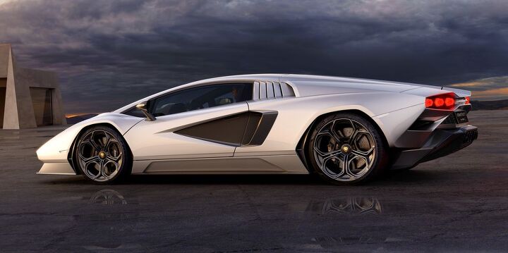 what do you think of the returning lamborghini countach