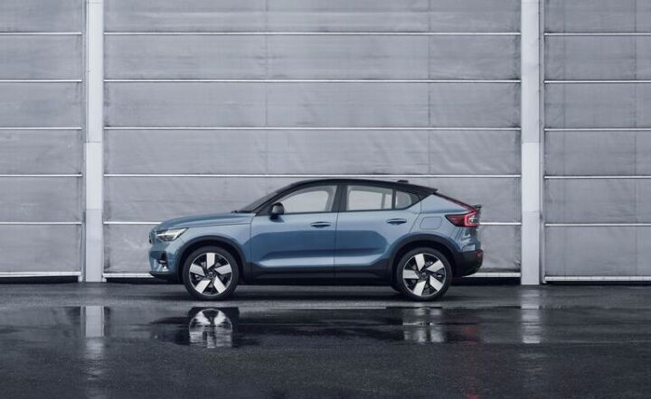 volvo cars now following lynk co playbook introduces c40 recharge
