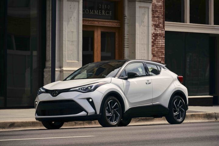 buy drive burn affordable japanese subcompact crossovers in 2021
