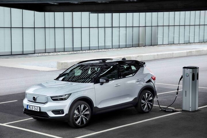 Volvo CEO Says Governments Should Just Ban Gasoline Powered Cars
