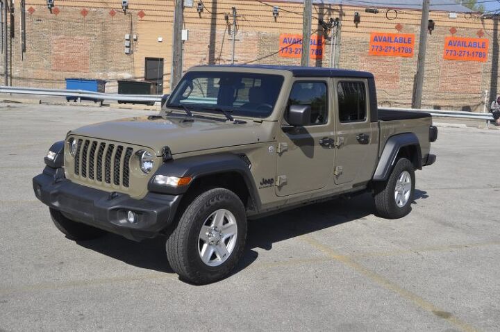 2020 Jeep Gladiator Sport S Review - Poised for Urban Life