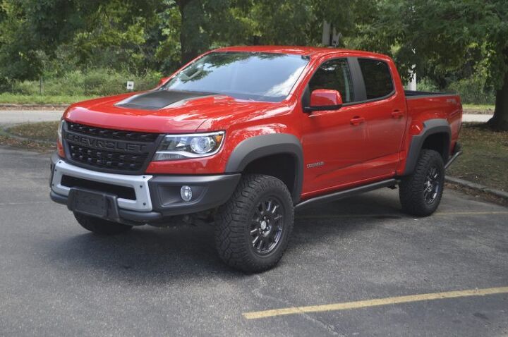 2019 Chevrolet Colorado ZR2 Bison Review - Slow and Steady Rock Crawler