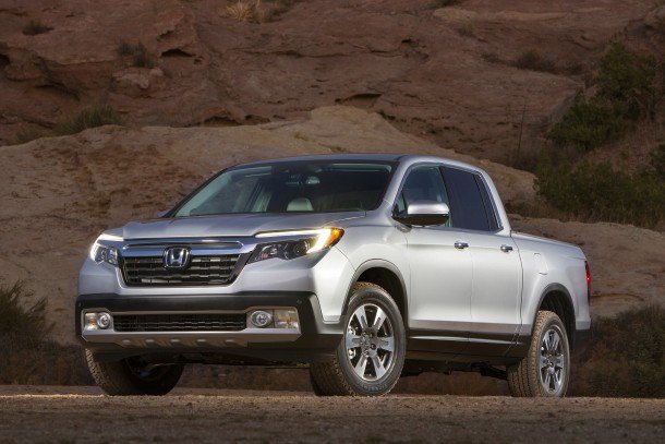 NAIAS 2016: 2017 Honda Ridgeline is Your Party Truck Right Cha