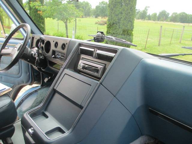 rare rides this chevrolet beauville is a quigley 44 from 1989