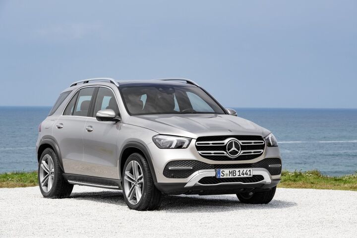 Mercedes-Benz GLE Adopts New Platform for 2019, Doesn't Skip Leg Day
