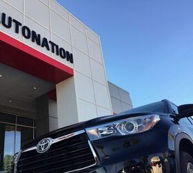 What's Up With the Executives at AutoNation?
