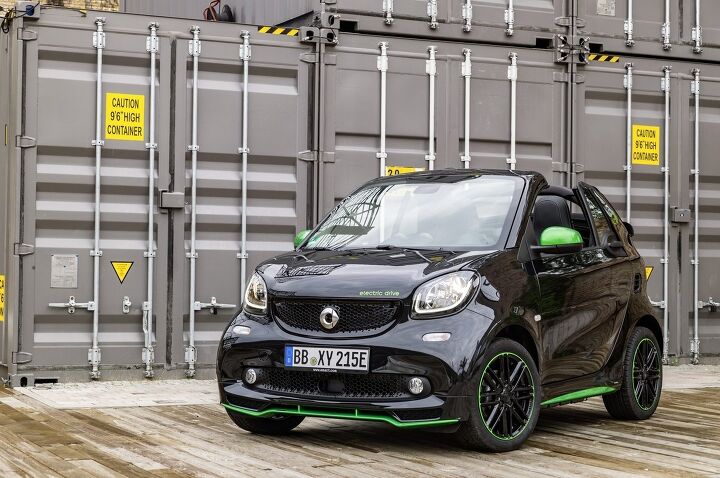 2017 smart fortwo electric drive americas smallest ev gets a makeover