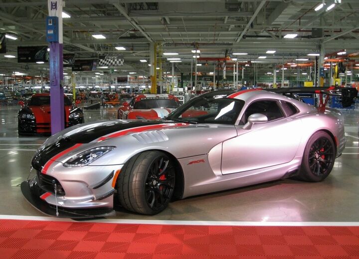 dodge burnishes viper s halo with new acr