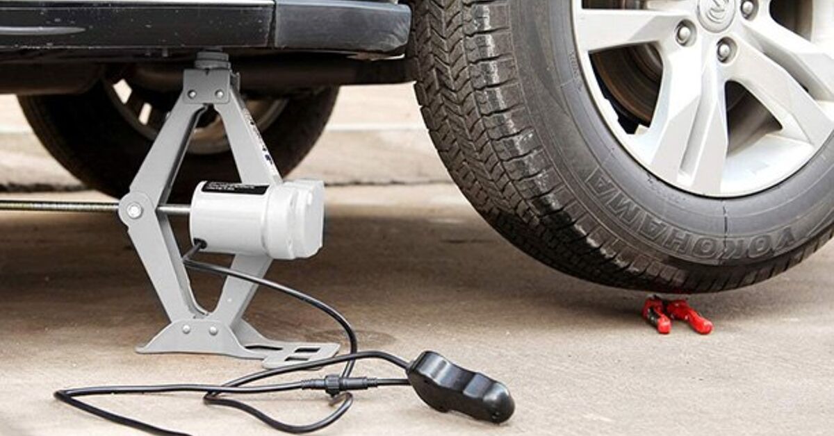 Best Electric Car Jacks: Offer a Lift