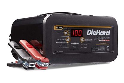 DieHard 71326 Gold Shelf Smart Battery Charger and Engine Starter