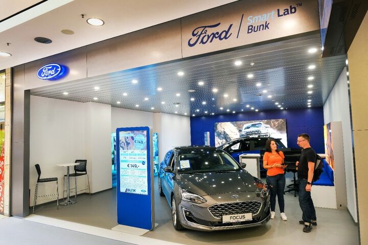 ford testing new storefronts in shopping malls