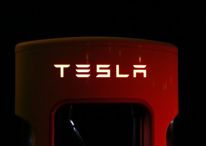 Tesla Says Free Supercharging Is Back