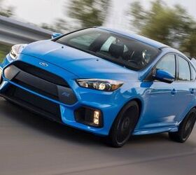 Caught On Camera: Dealer Employee Learns How to Drive Stick Using Customer's Focus RS