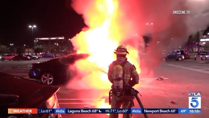late night car meet ends in dodge charger flambe