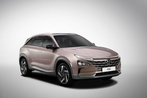 hyundai plans new fuel cell vehicle for ces but what s this about powering your