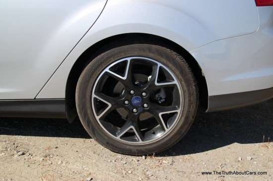 video review 2012 ford focus se sedan