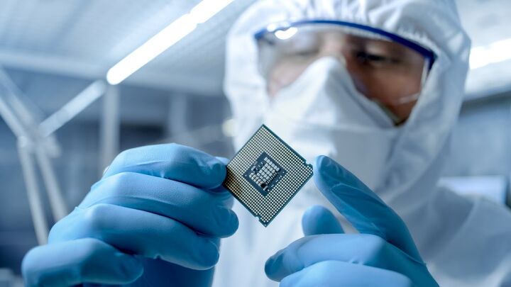 QOTD: Should the U.S. Produce Its Own Semiconductor Chips?
