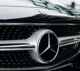 Mercedes AMG emblem till grillen ny modell 