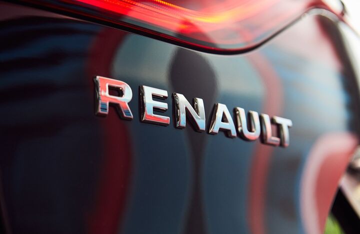 Report: Renault Considering Separate EV Business, IPO for Assets