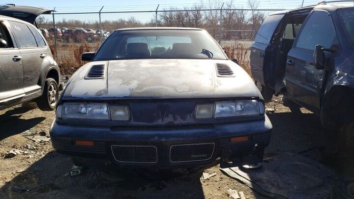 junkyard find 1990 pontiac grand prix turbo coupe