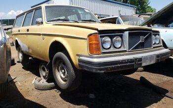 Junkyard Find: 1979 Volvo 245 DL With 338,475 Miles