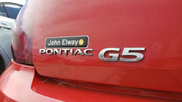 junkyard find 2007 pontiac g5 gt coupe