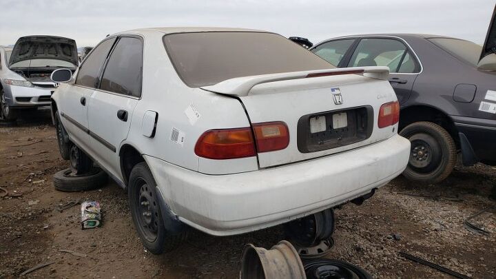 junkyard find 1993 honda civic lx sedan with 351 119 miles