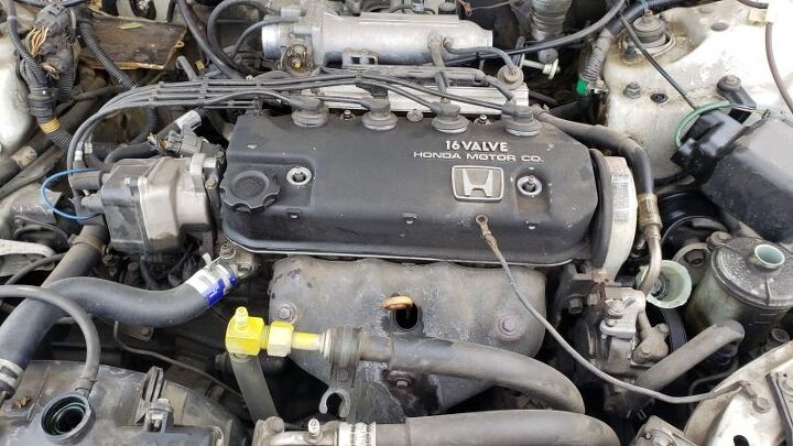 junkyard find 1993 honda civic lx sedan with 351 119 miles