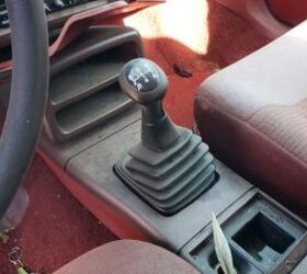 junkyard find 1986 ford taurus mt 5 sedan