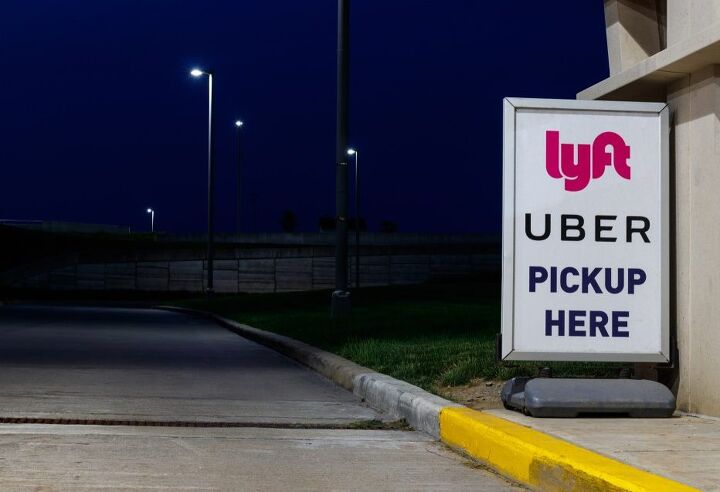 California Rules Uber/Lyft Must Reclassify Drivers