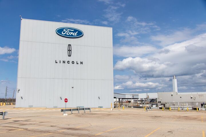 canada contributing 447 million toward ford plant upgrades