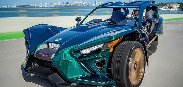 does the polaris slingshot grand touring le make you green with envy