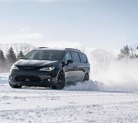 The Last Minivan Battle? Orders Open for the AWD Chrysler Pacifica