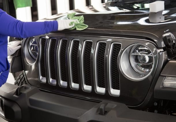 five speeds to two liters fiat chrysler brings indiana plant out of mothballs