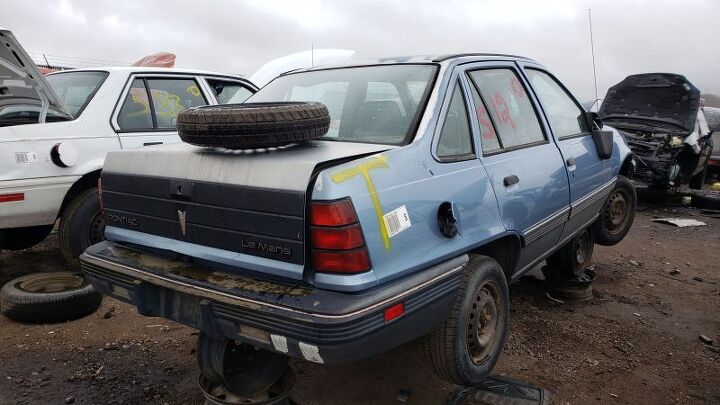 junkyard find 1988 pontiac lemans sedan