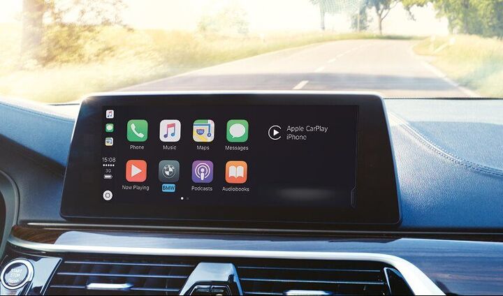 bmw changes mind on apple carplay subscriptions