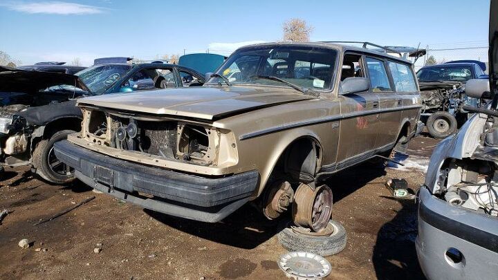 junkyard find 1990 volvo 240 dl wagon with 393 888 miles