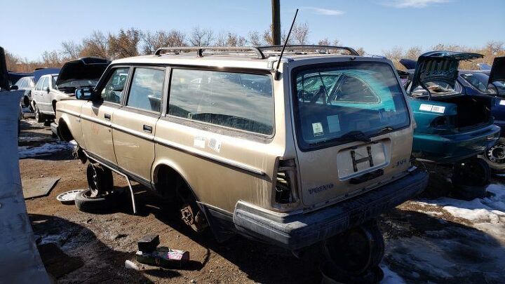 junkyard find 1990 volvo 240 dl wagon with 393 888 miles