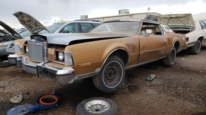 Junkyard Find: 1974 Lincoln Continental Mark IV